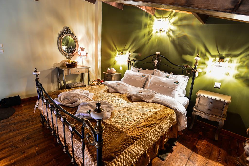 Synikia Mesi Trikalon Camelia Suites מראה חיצוני תמונה