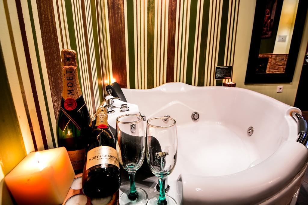 Synikia Mesi Trikalon Camelia Suites מראה חיצוני תמונה
