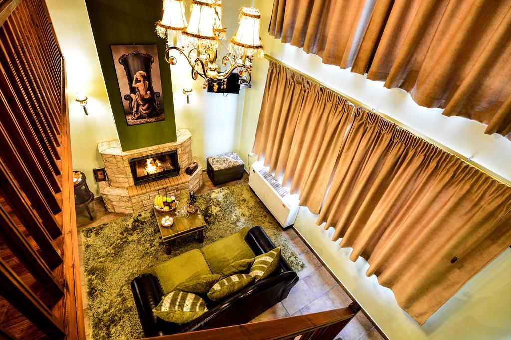 Synikia Mesi Trikalon Camelia Suites מראה חיצוני תמונה
