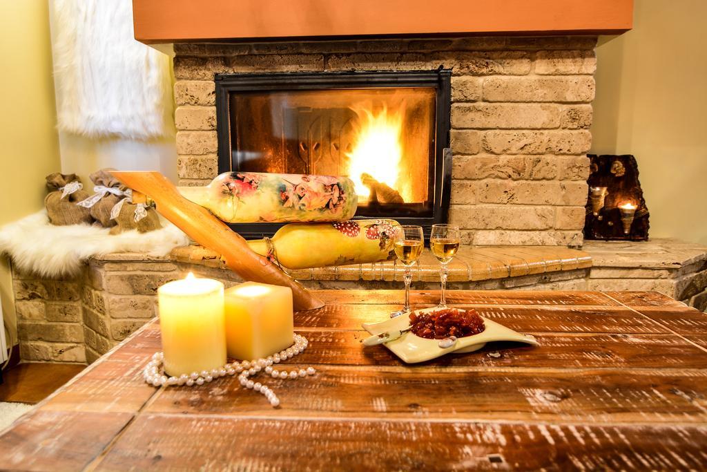 Synikia Mesi Trikalon Camelia Suites מראה חיצוני תמונה